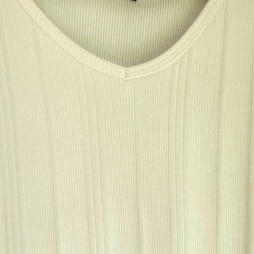 Erika', Woman's Lg White,"V" Neck Sleevess Top,Stitched Neck & Arm Bands - Picture 2 of 8